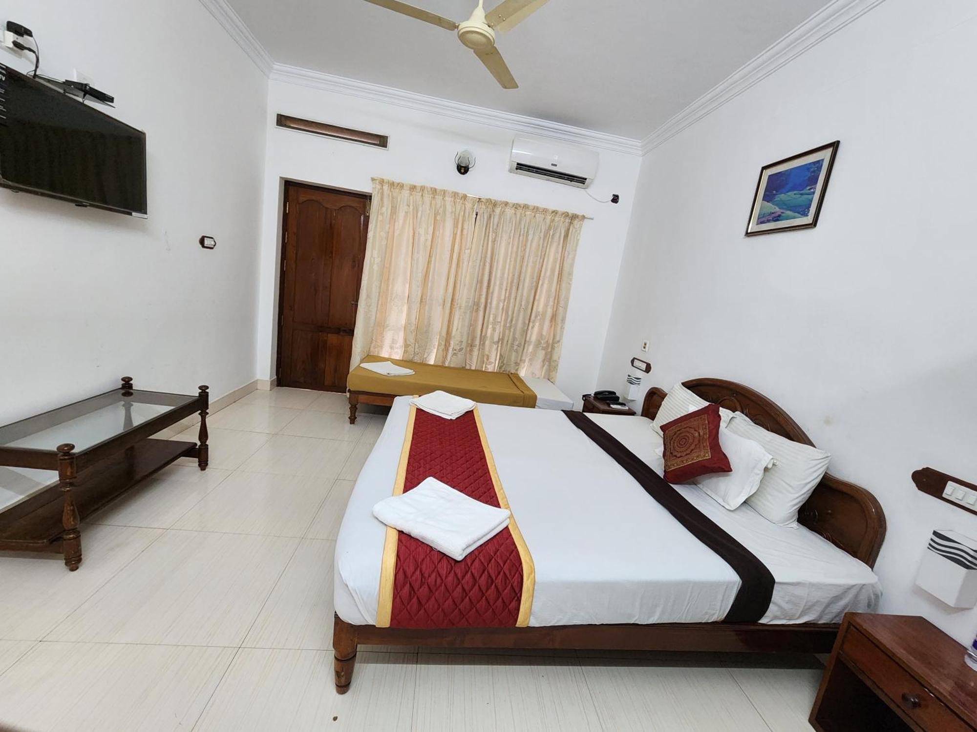 Jasmine Palace Kovalam Exterior photo